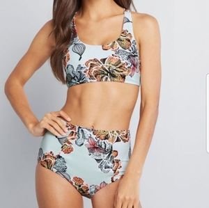 Kulani Kinis High Waisted Sunday Dive Bikini!
